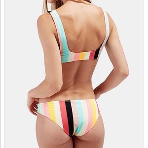 Bikinishe colored bikini